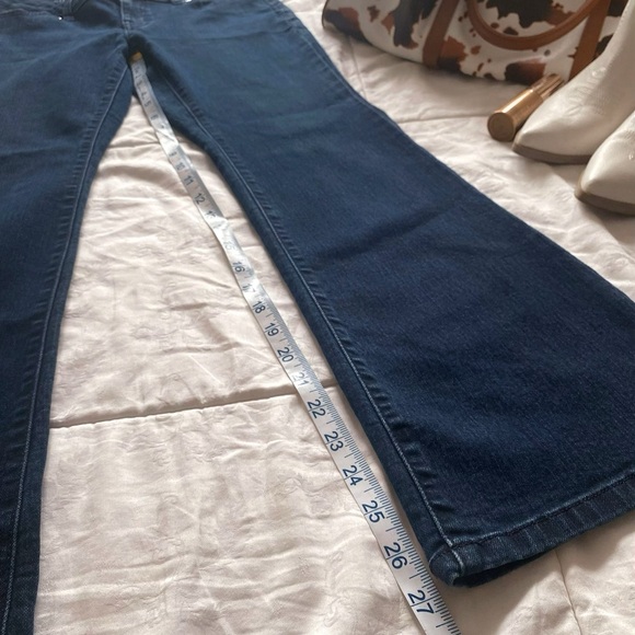 Jennifer Lopez bootcut jeans - Picture 10 of 15